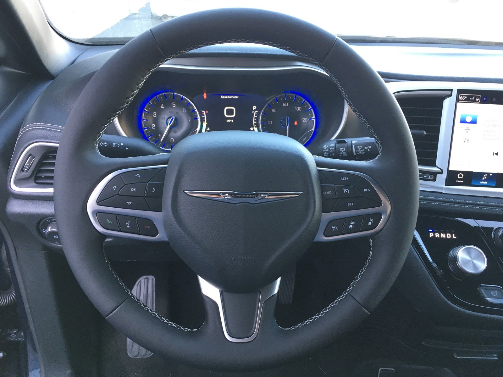 New 2025 Chrysler Pacifica Select image 16