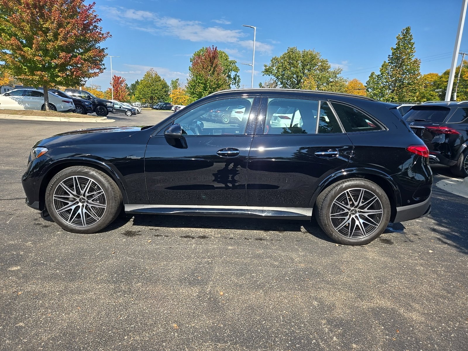 Certified 2024 Mercedes-Benz GLC 43 AMG 4MATIC image 2