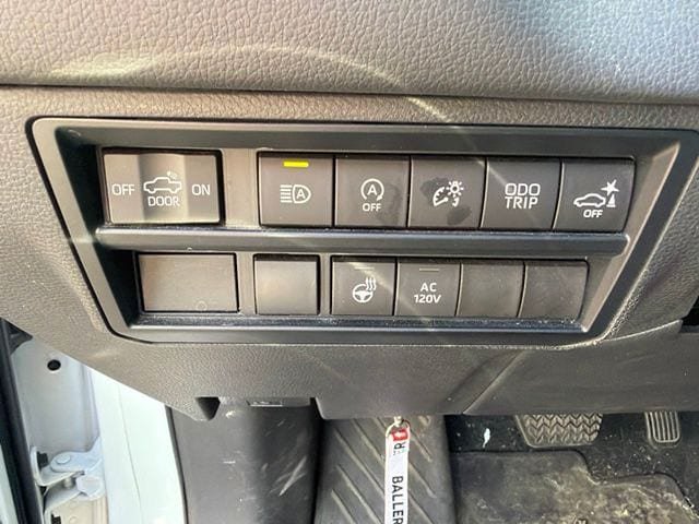 Used 2022 Toyota Tundra Limited AWD/4WD image 8