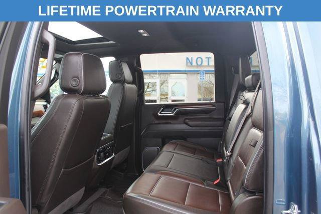 Used 2025 GMC Sierra 3500 Denali w/ Denali Reserve Package AWD/4WD image 14