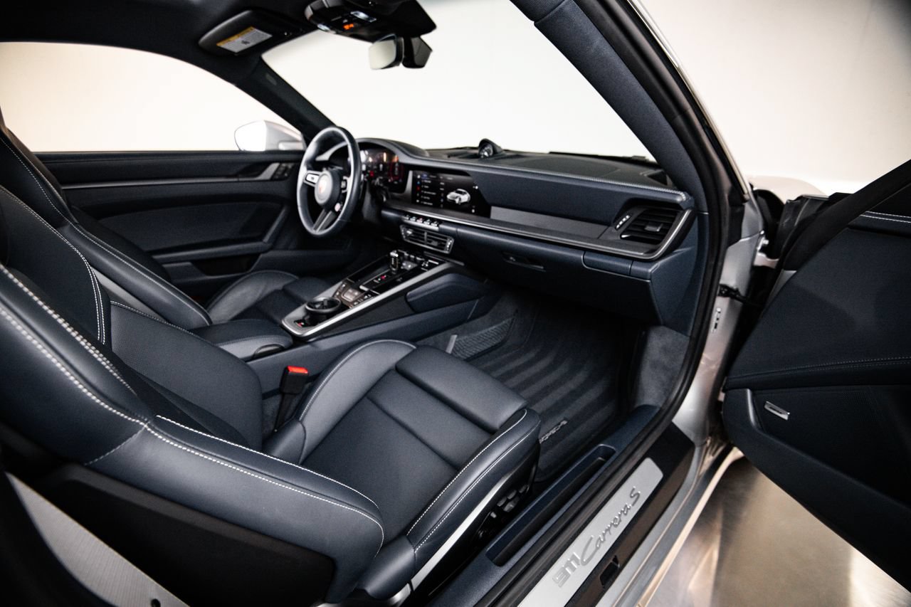 Certified 2025 Porsche 911 Carrera S RWD image 28