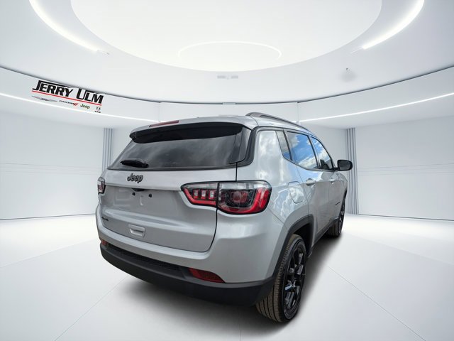 New 2026 Jeep Compass Latitude image 3