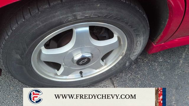 Used 2002 Chevrolet Impala LS w/ Preferred Equipment Group image 8