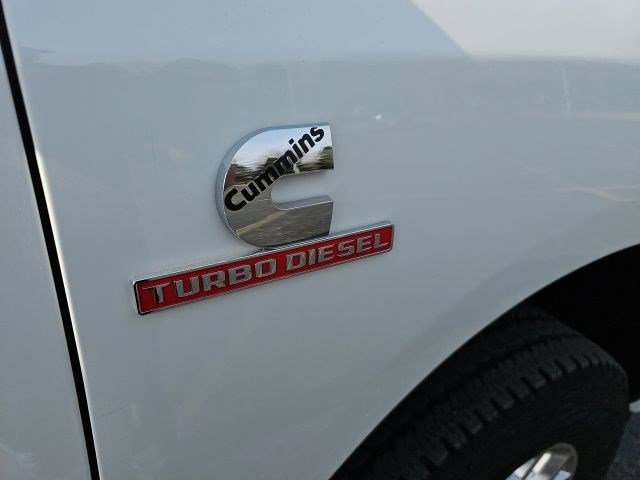 Used 2024 RAM 2500 Laramie w/ Safety Group image 11
