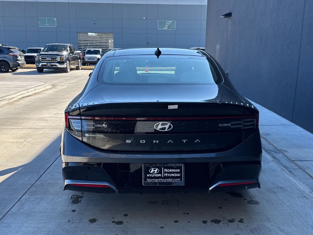 Certified 2025 Hyundai Sonata SEL image 23