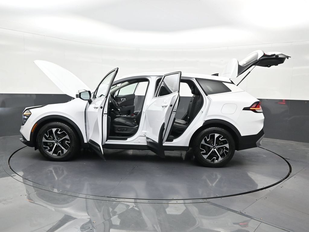 Used 2024 Kia Sportage EX FWD image 34