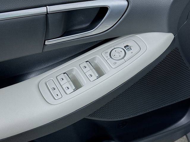 Used 2024 Hyundai Sonata SEL FWD image 18