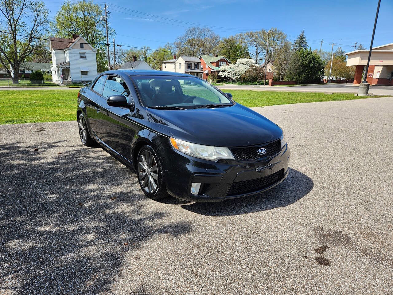 Used 2011 Kia Forte Koup SX w/ Leather Pkg FWD image 7