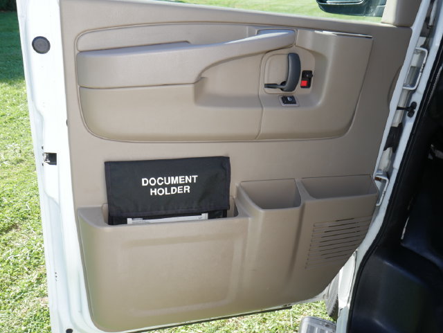 Used 2014 Chevrolet Express 2500 RWD image 11
