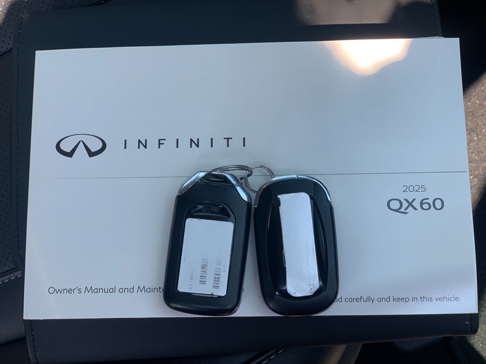 Used 2025 INFINITI QX60 Luxe FWD image 4