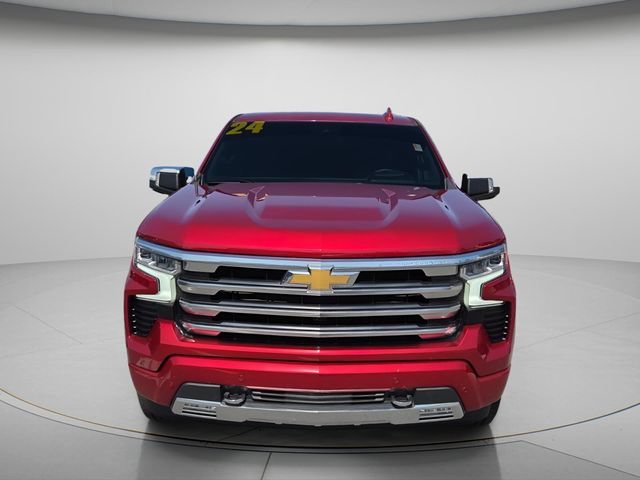 Used 2024 Chevrolet Silverado 1500 High Country w/ Technology Package AWD/4WD image 4
