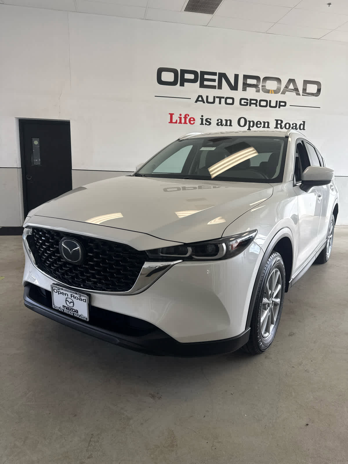 Certified 2023 MAZDA CX-5 AWD 2.5 S w/ Select Package image 1