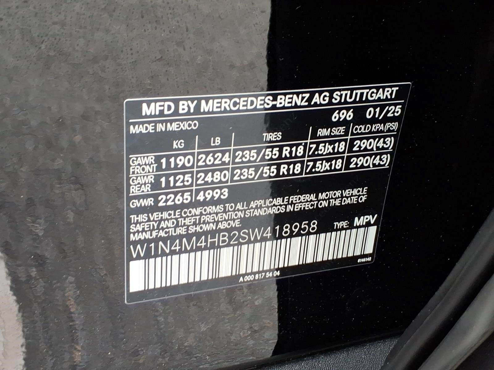 Certified 2025 Mercedes-Benz GLB 250 4MATIC image 30