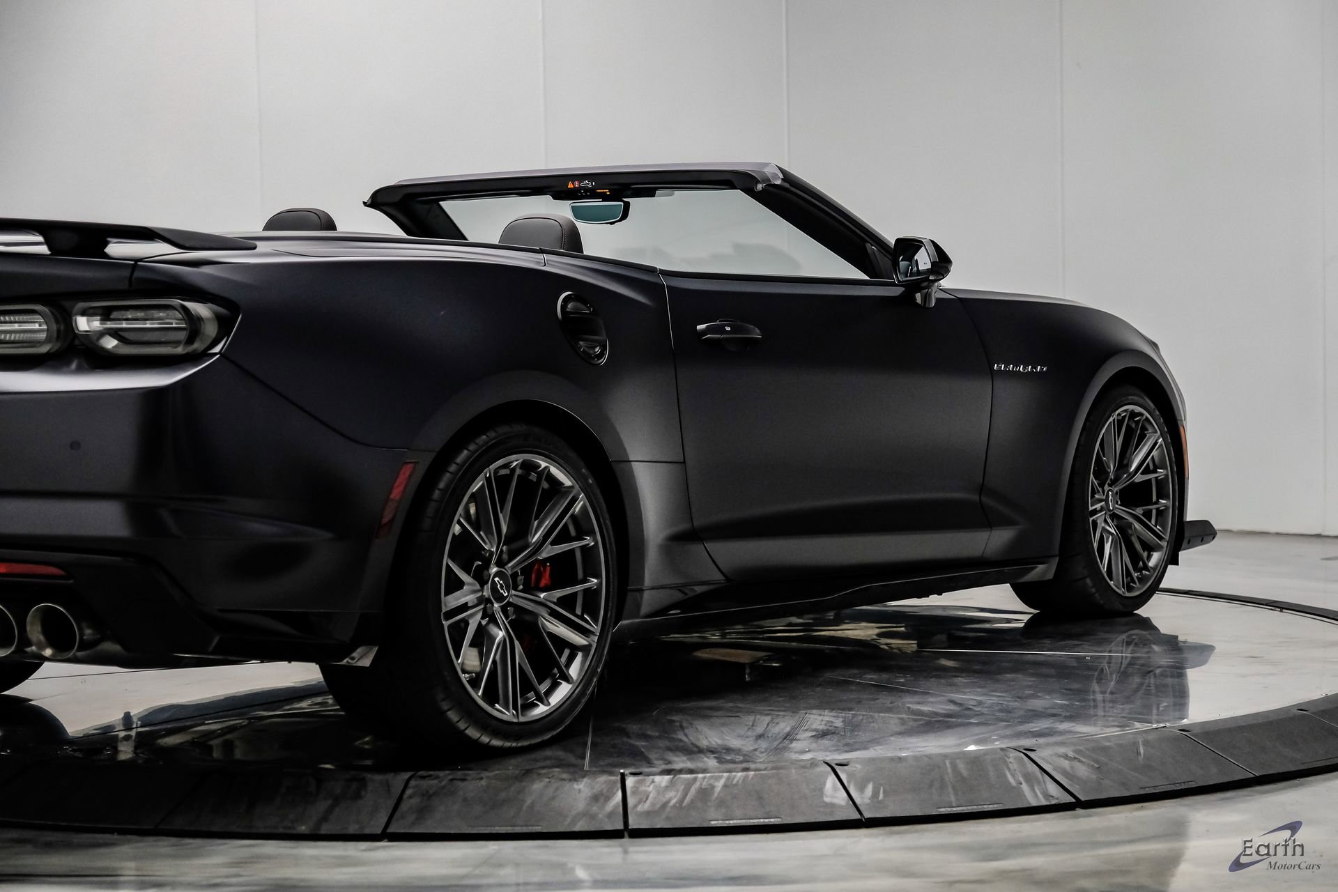 Used 2024 Chevrolet Camaro ZL1 RWD image 26