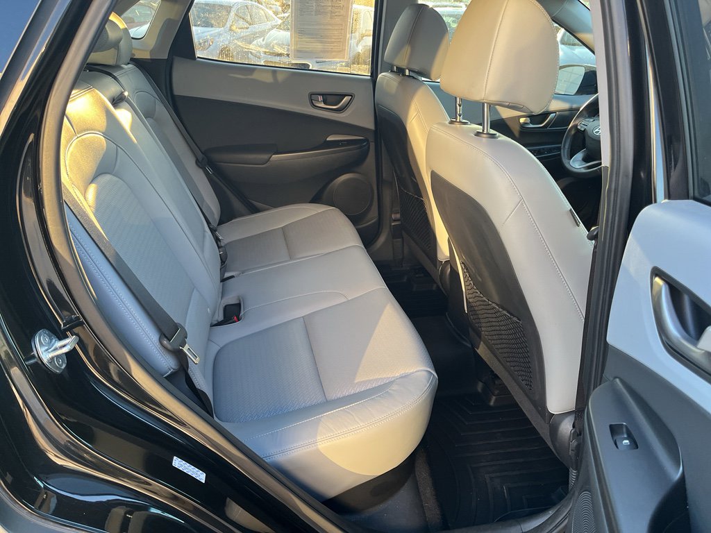 Used 2021 Hyundai Kona Limited image 29