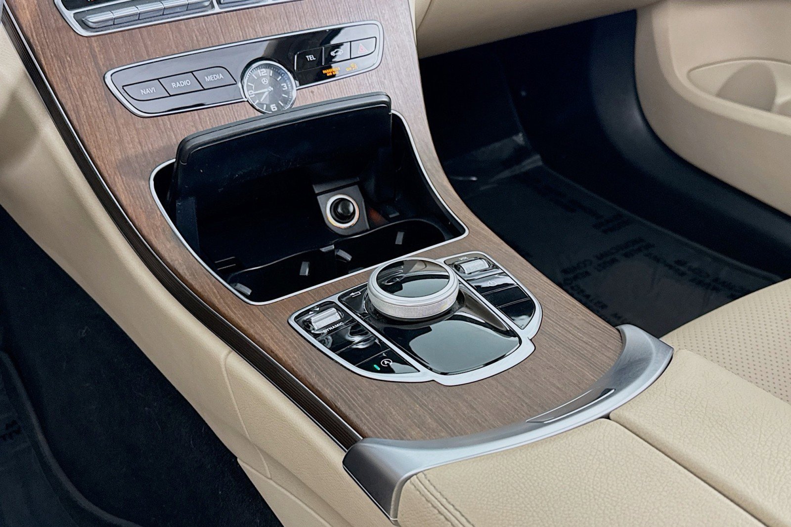 Used 2021 Mercedes-Benz C 300 Sedan image 5