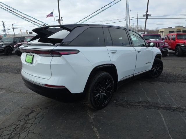 Used 2024 Jeep Wagoneer Launch Edition image 6