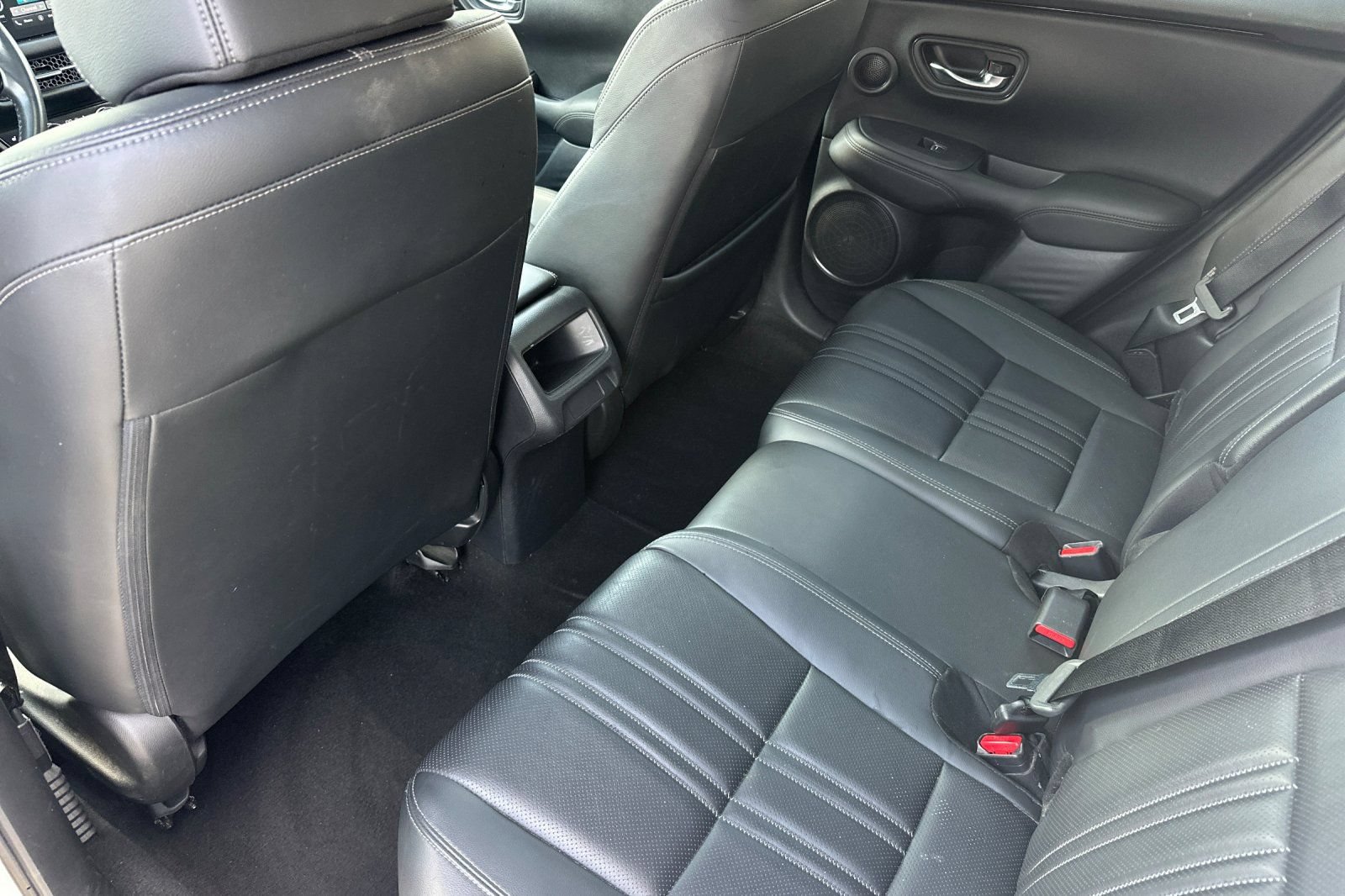 Used 2023 Honda HR-V EX-L image 14