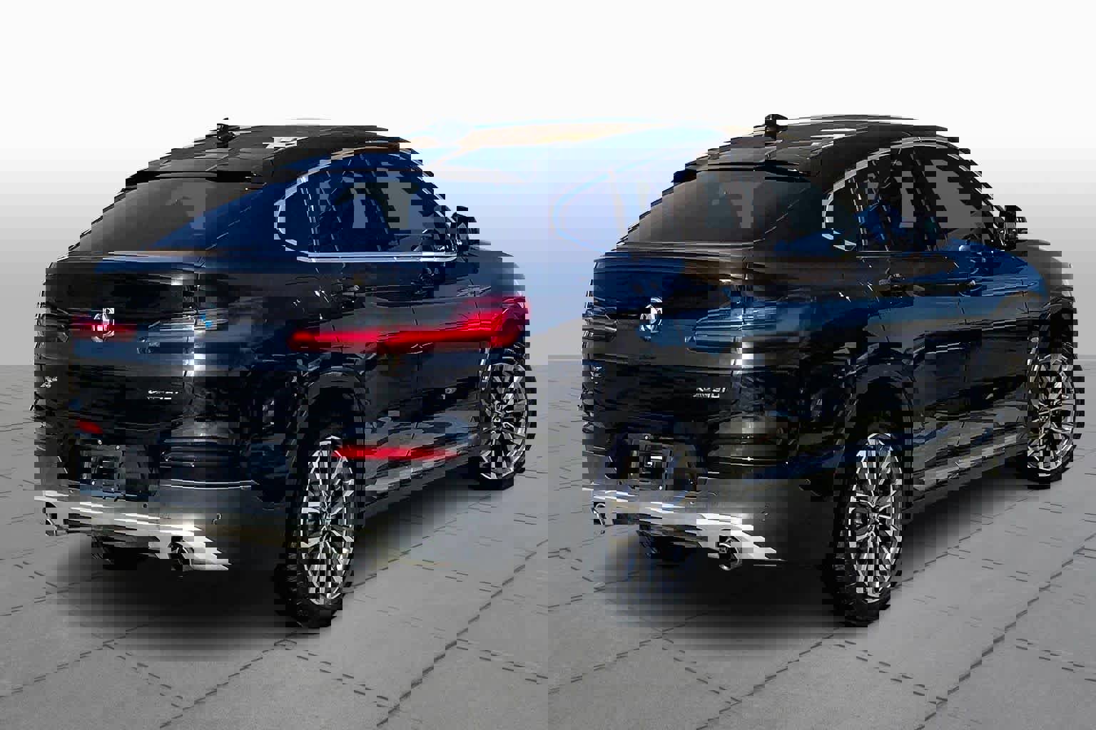 Used 2019 BMW X4 xDrive30i image 13