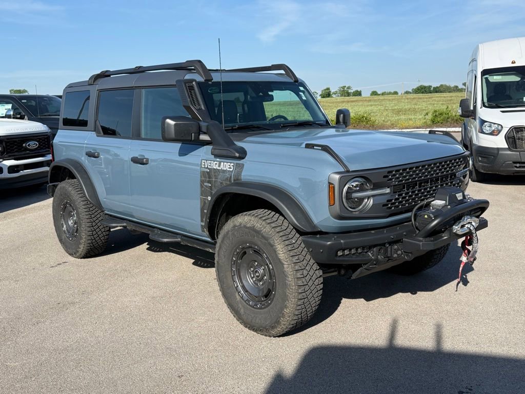 Used 2024 Ford Bronco Everglades AWD/4WD image 2