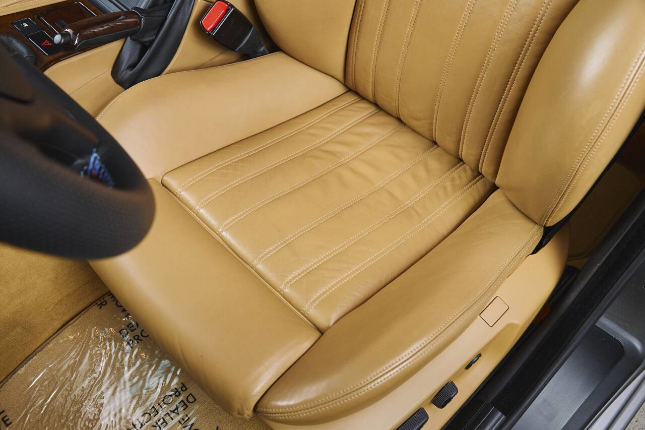 Used 2003 BMW M5 image 42