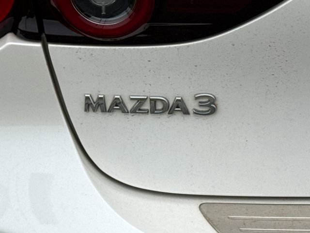 Used 2022 MAZDA MAZDA3 s FWD image 14