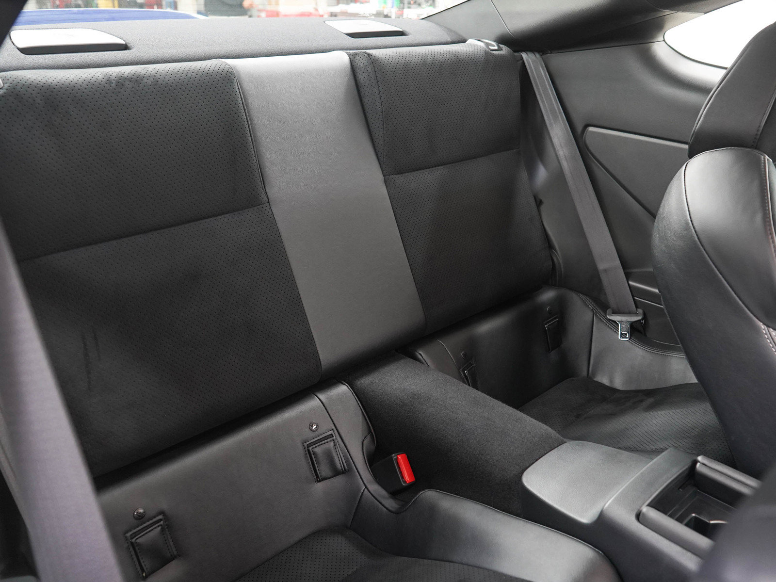 Used 2025 Toyota GR86 Premium w/ ALL Weather Mat Package (TMS) RWD image 12
