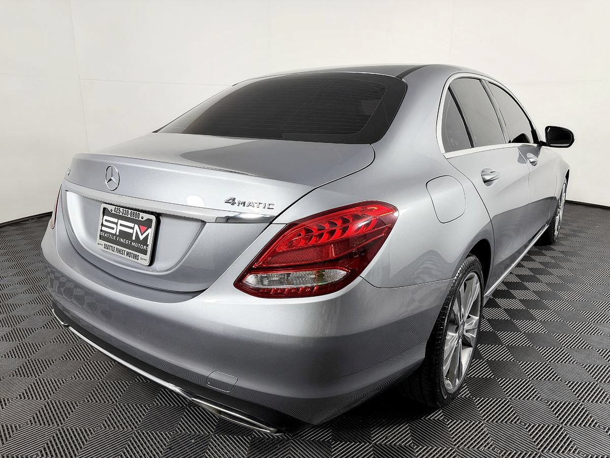 Used 2016 Mercedes-Benz C 300 4MATIC Sedan image 9