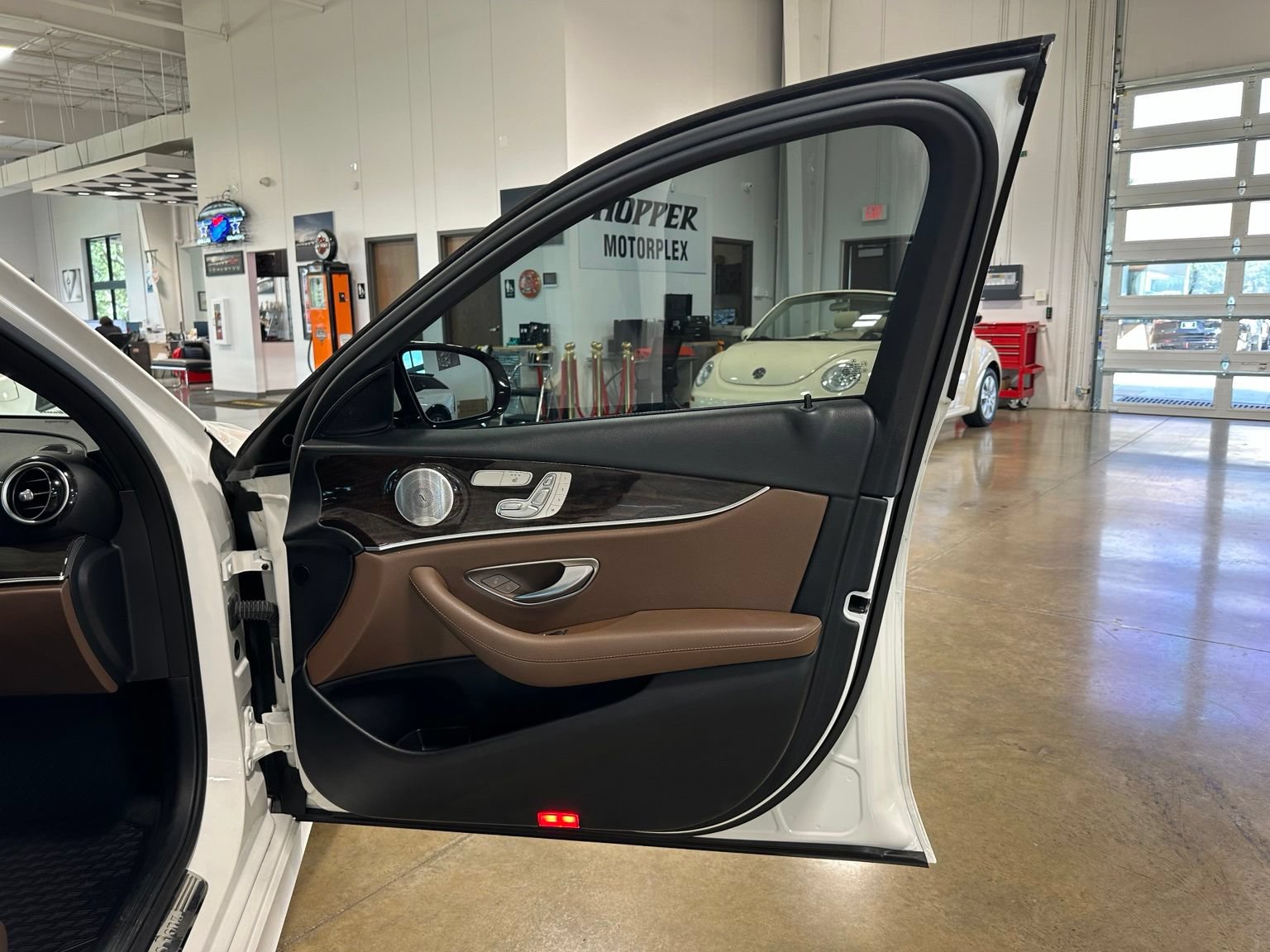 Used 2019 Mercedes-Benz E 300 image 37
