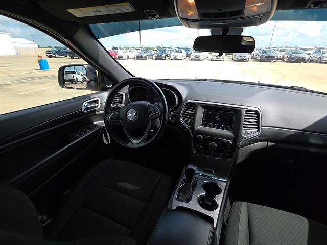 Used 2021 Jeep Grand Cherokee Laredo RWD image 14