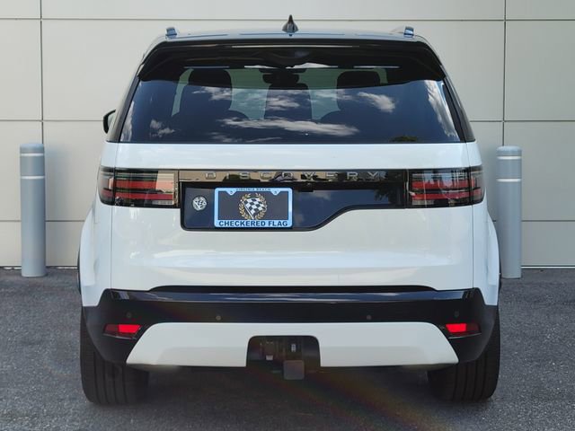 Used 2025 Land Rover Discovery Dynamic SE AWD/4WD image 10