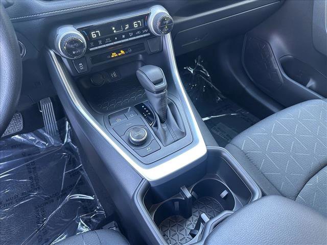 New 2025 Toyota RAV4 XLE image 19
