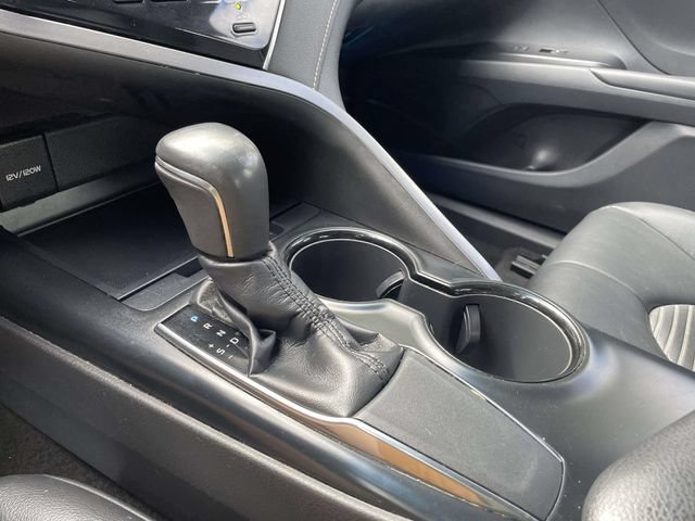 Used 2018 Toyota Camry SE FWD image 32