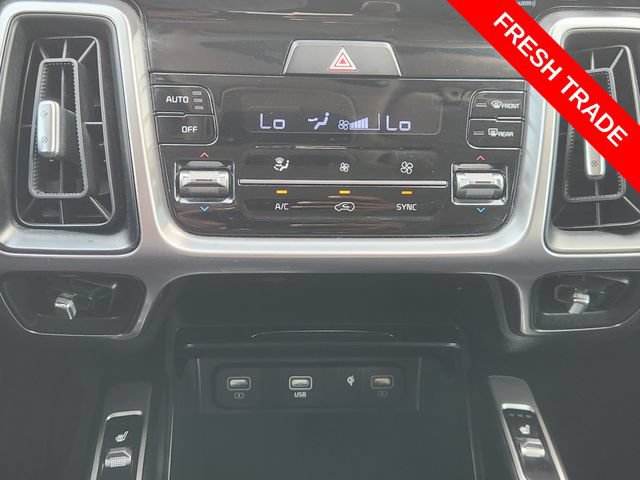 Used 2023 Kia Sorento S w/ Panoramic Sunroof Package FWD image 17