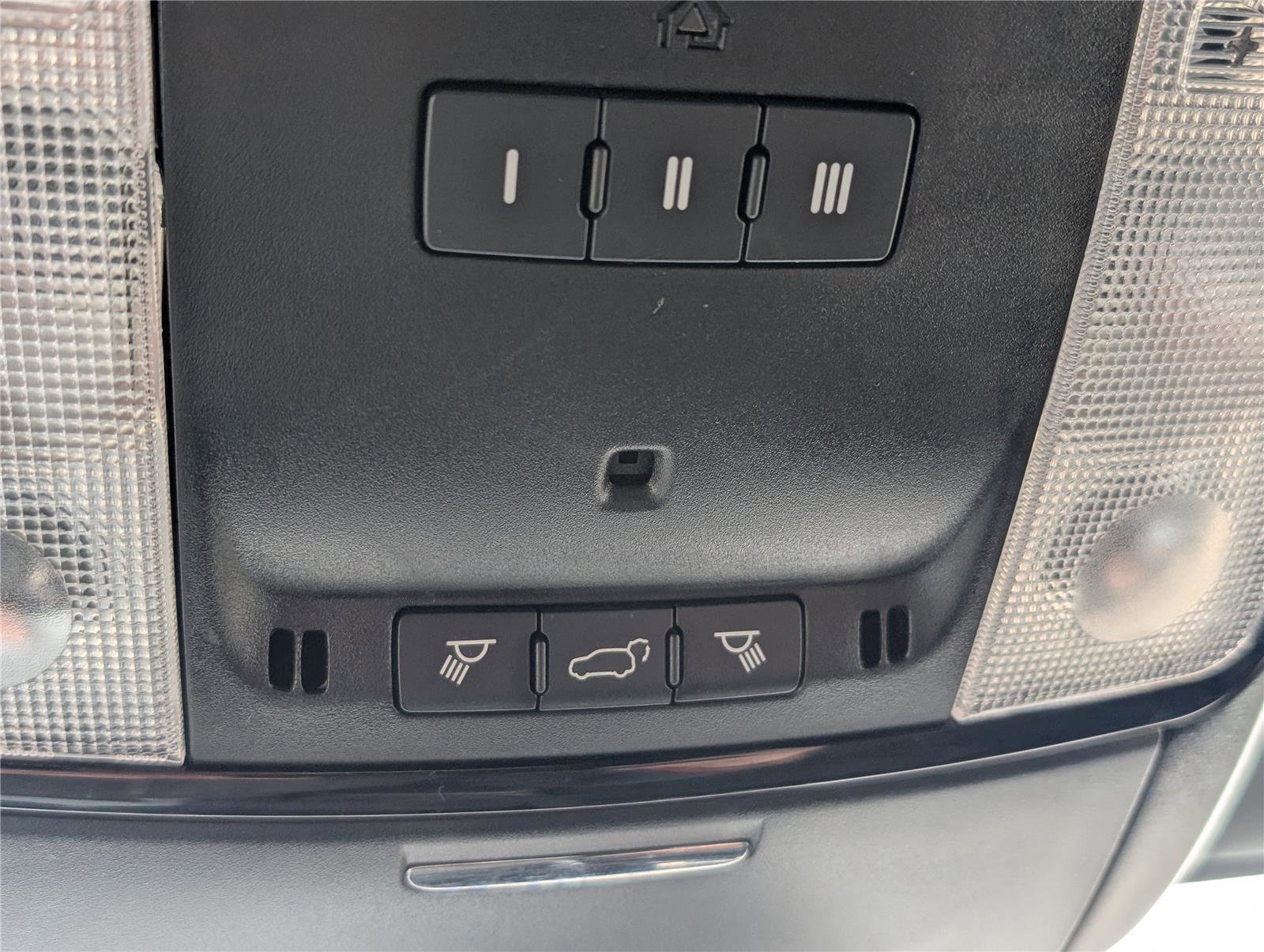 Used 2023 Dodge Durango R/T w/ Blacktop Package image 34