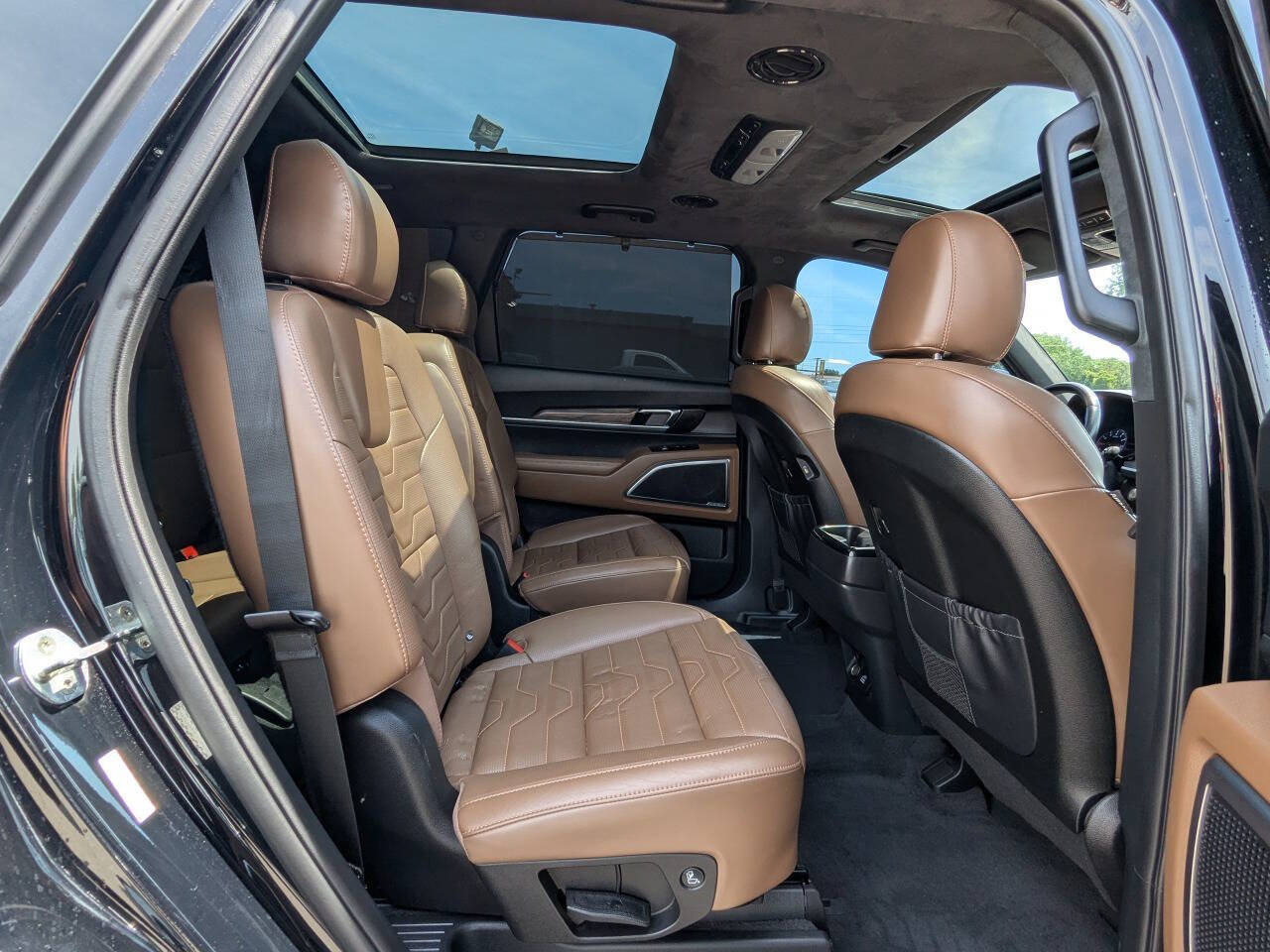 Used 2020 Kia Telluride SX w/ SX Prestige Package AWD/4WD image 15