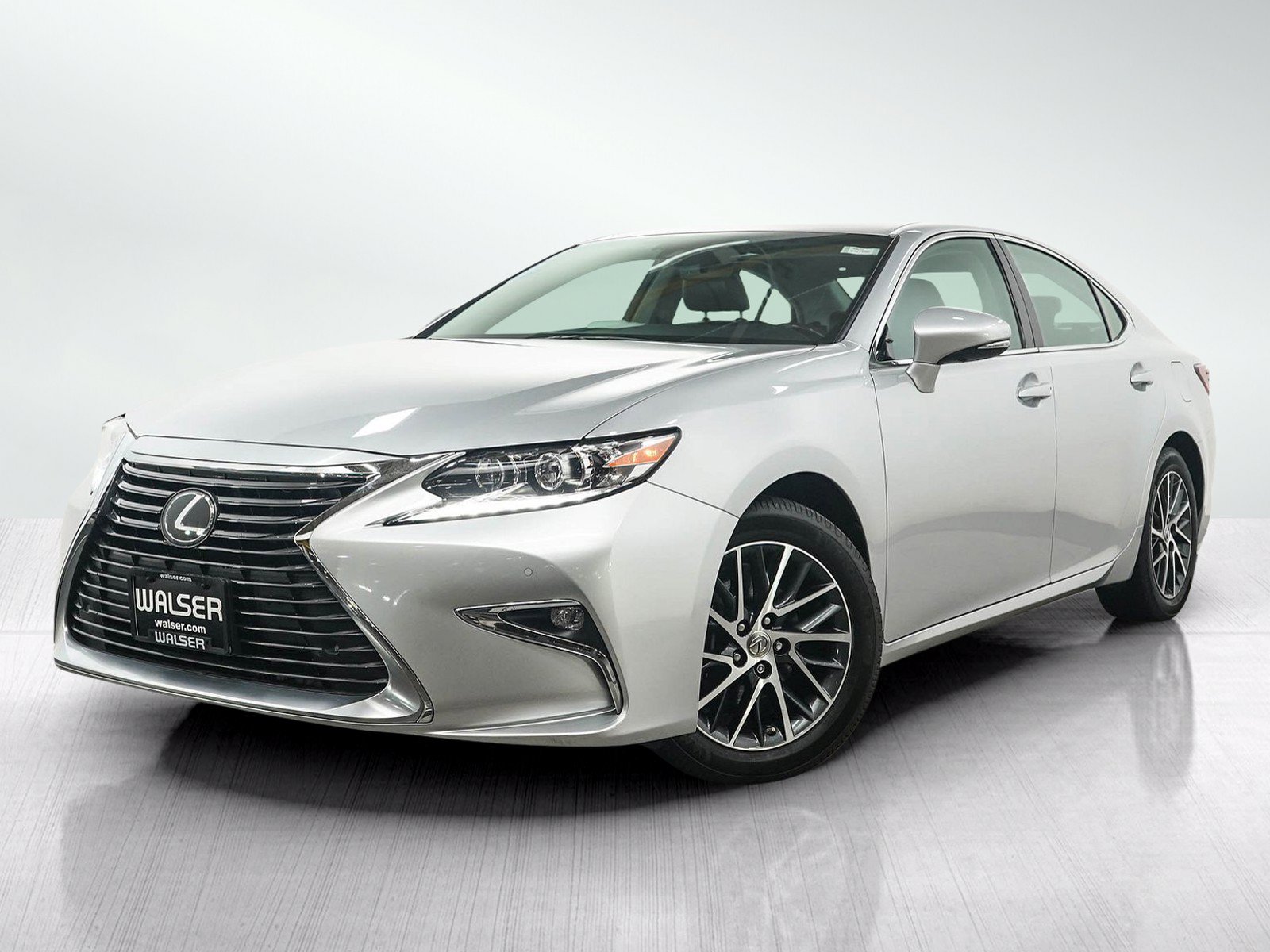Used 2017 Lexus ES 350 w/ Luxury Package