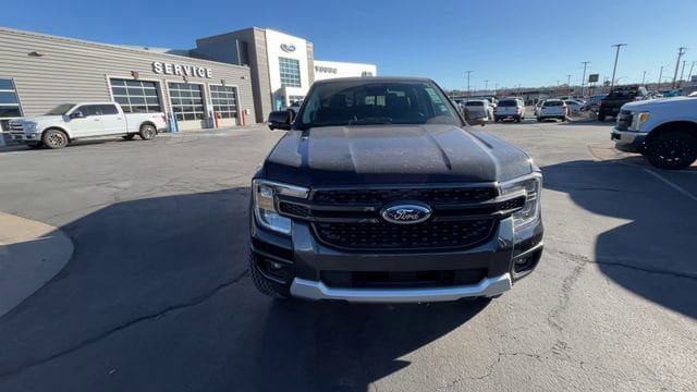 Used 2024 Ford Ranger Lariat w/ FX4 Off-Road Package AWD/4WD image 2