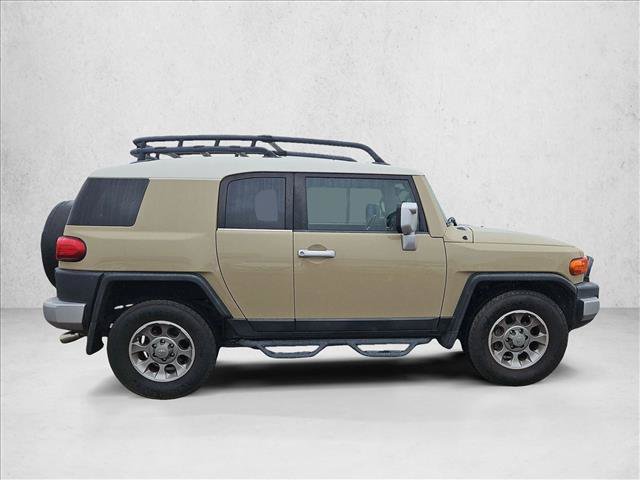 Used 2012 Toyota FJ Cruiser 2WD w/ Convenience Pkg image 4