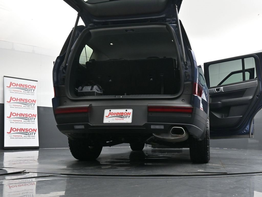 Used 2025 Hyundai Santa Fe XRT image 48