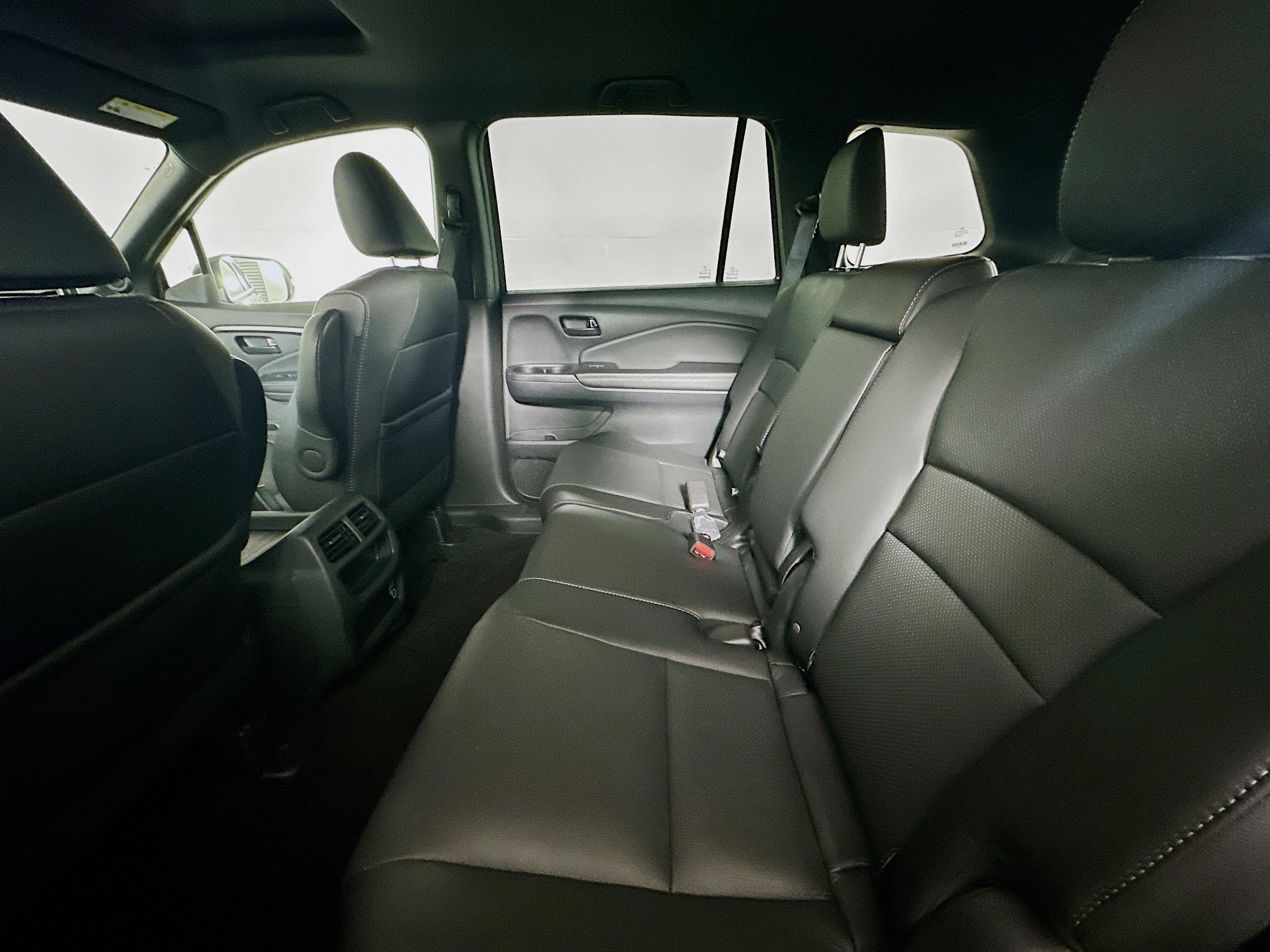 Used 2023 Honda Passport EX-L image 27
