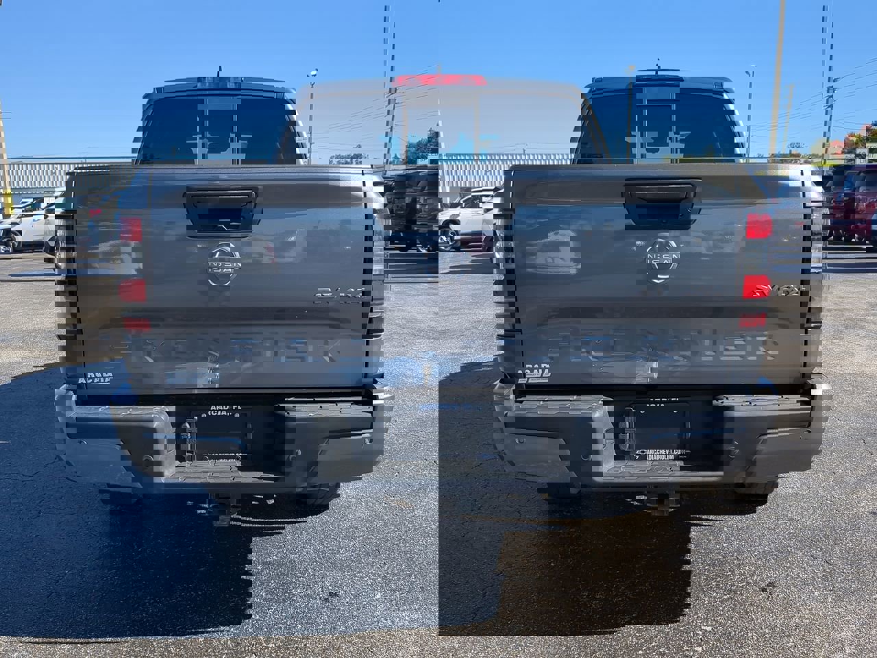 Used 2022 Nissan Frontier SV image 5