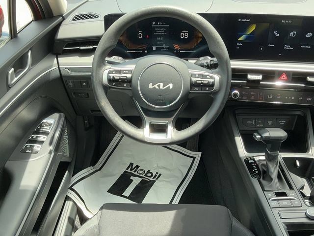 Used 2025 Kia K5 LXS FWD image 13