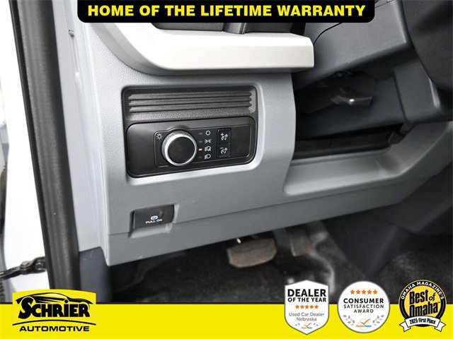 Used 2024 Ford F350 XLT image 12
