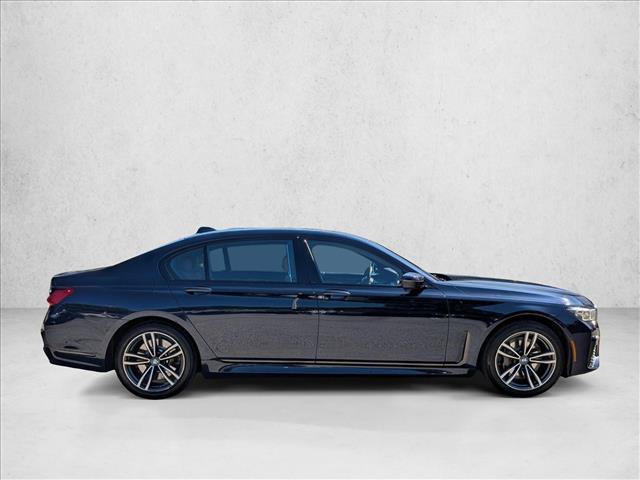 Used 2021 BMW 750i xDrive w/ Executive Package AWD/4WD image 4