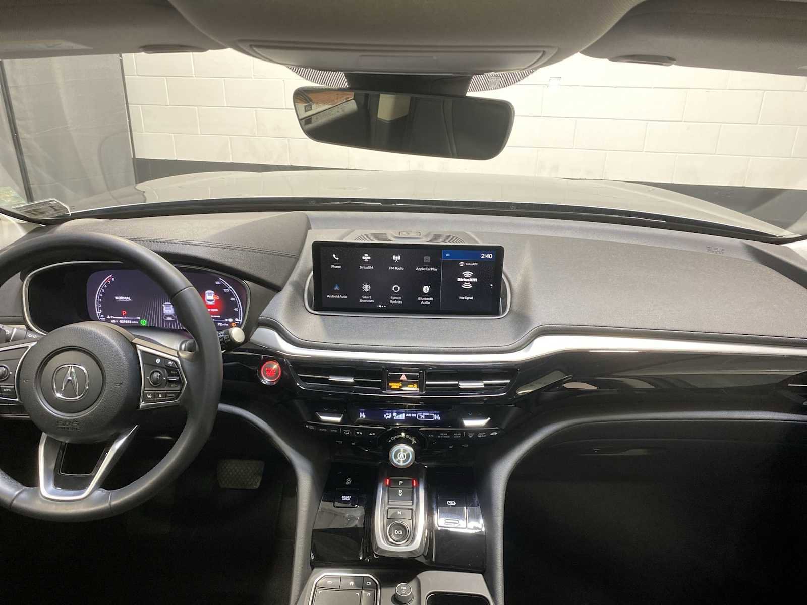 Used 2023 Acura MDX SH-AWD image 10