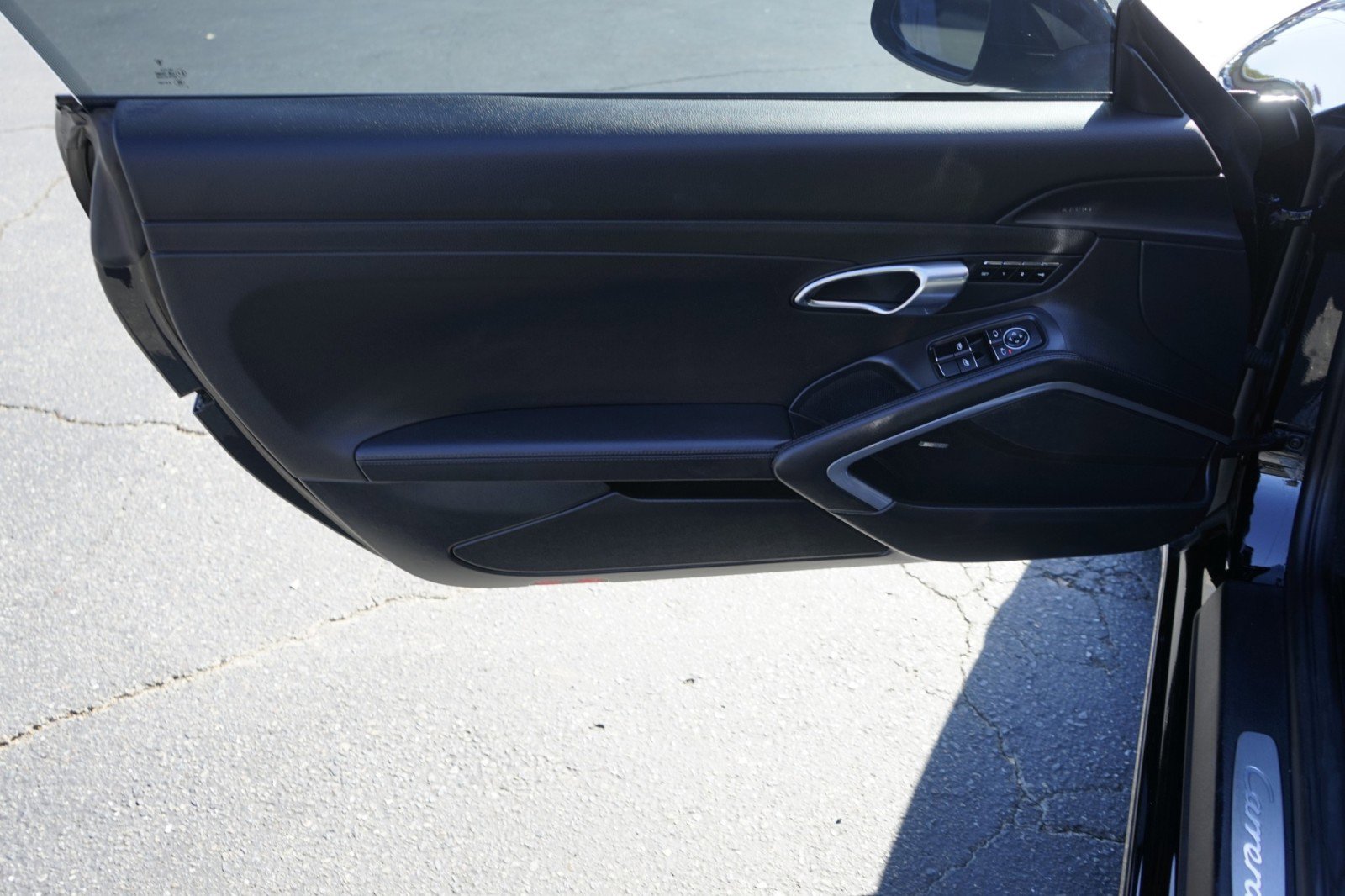 Used 2014 Porsche 911 Carrera image 22