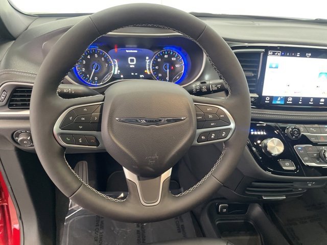 New 2026 Chrysler Pacifica Select image 14
