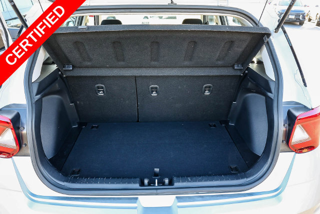 Certified 2025 Hyundai Venue SEL FWD image 29