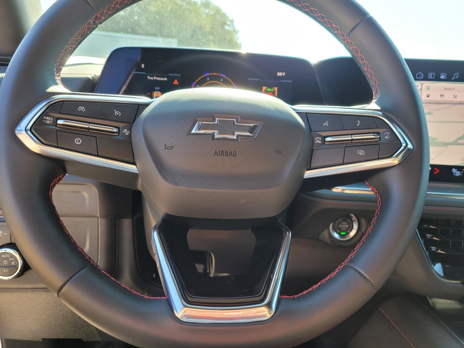 Used 2026 Chevrolet Suburban RST RWD image 29